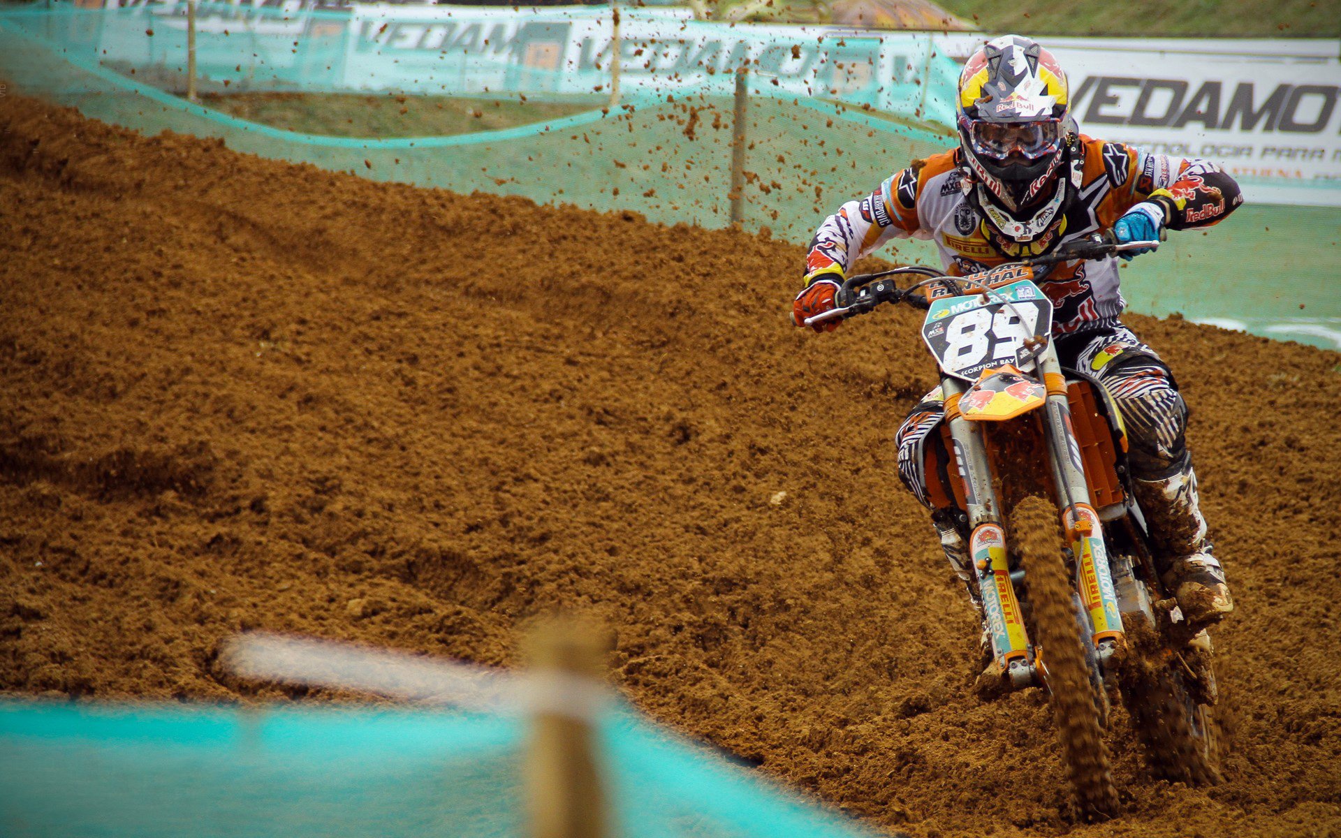 《《英雄联盟》新版本上线，优化战场平衡性》，英雄联盟新版本不平衡